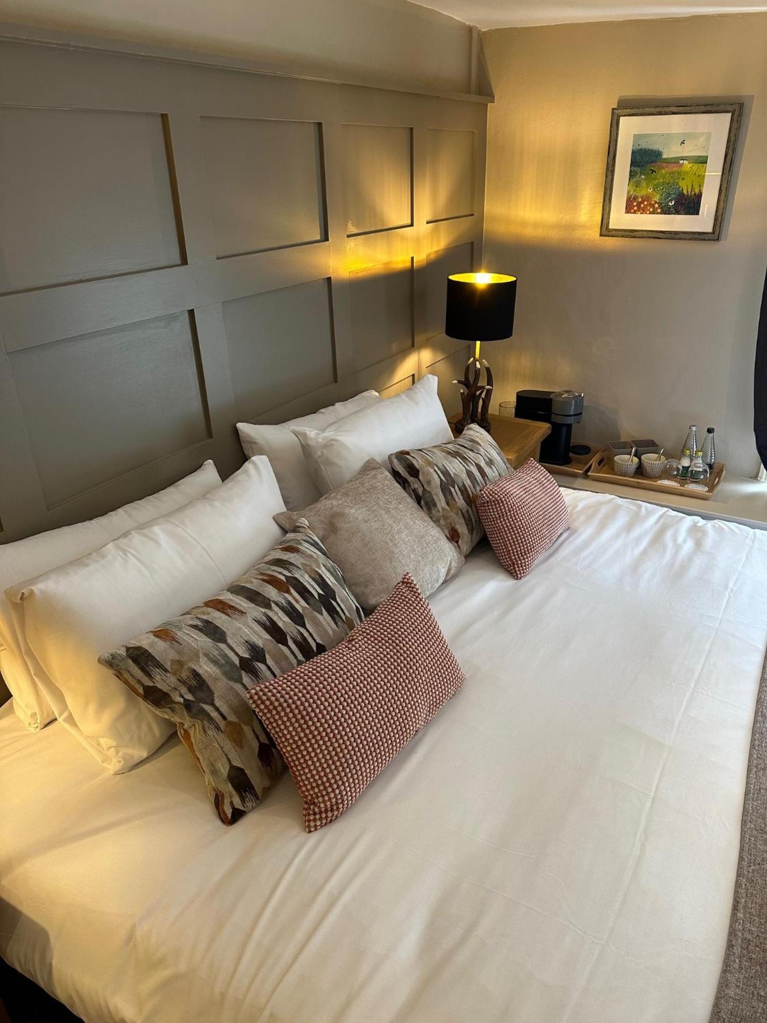The Stapylton Arms Hotel Wass Phòng bức ảnh
